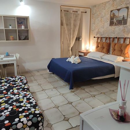 Case Vacanza Pistorius Νάπολη Δωμάτιο φωτογραφία